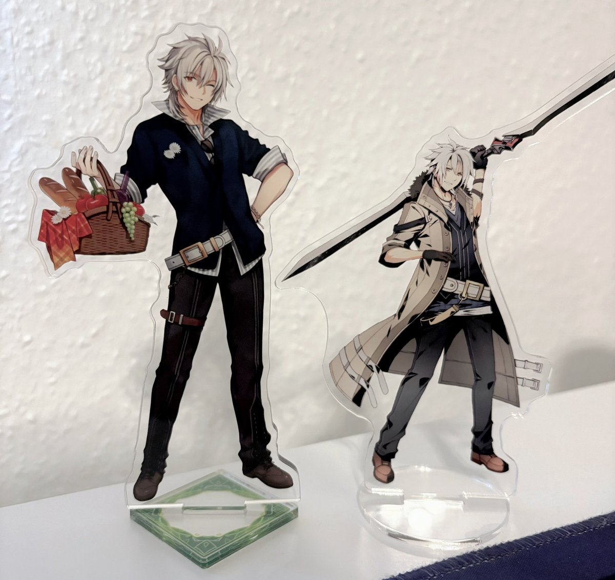 AtelierStarry's tweet photo. LOOK WHAT I GOT 
THERE ARE TEARS IN MY EYES ITS BEEN SO LONG https://t.co/04j0azjPSr