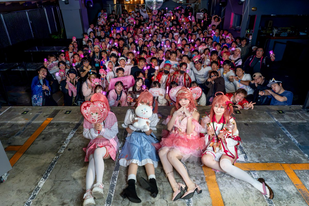 SakuraMiko_Pre's tweet photo. #35P前夜祭
#咲き乱れみこち
今日はご参加ありがとうございました！
35Pの皆さんのおかげで最高の前夜祭にすることができました
明日はみこち2ndライブ当日
今日のことを活かして全力で楽しみましょう🌸
みこちゃんは〜えり〜と〜‼️ https://t.co/rk4JYCEXOh