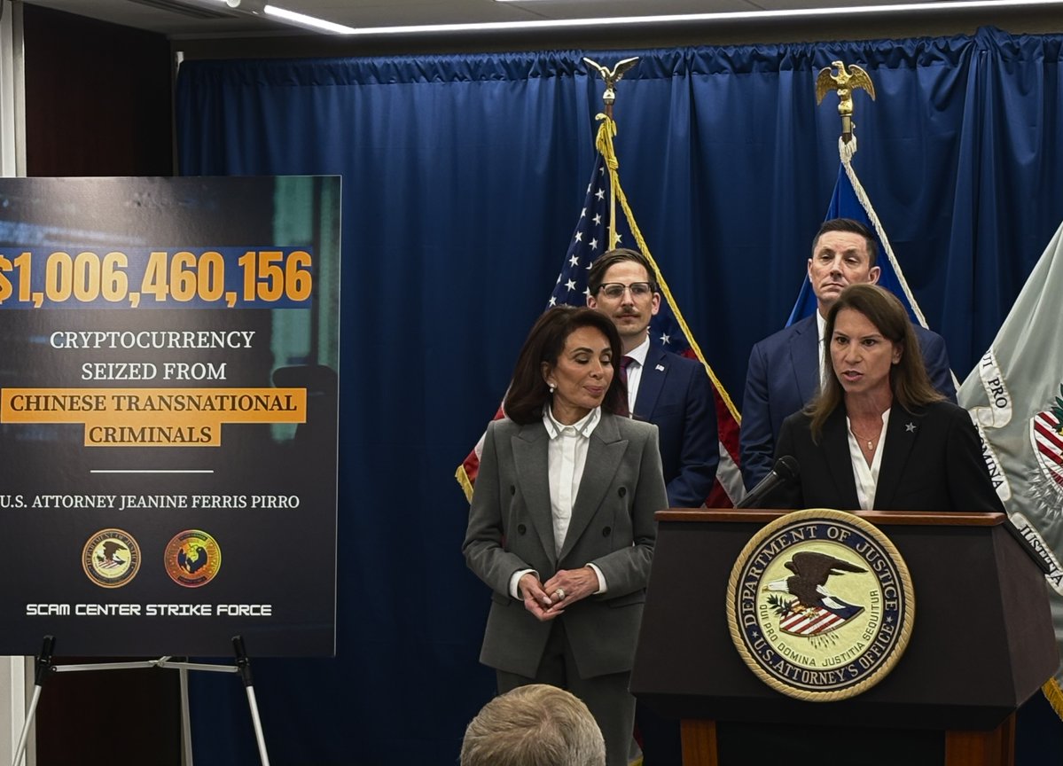 SecretService's tweet photo. The Scam Center Strike Force recovered $1 billion in stolen funds during its first year, the U.S. Attorney’s Office for the District of Columbia announced during its Oct. 27th press conference. U.S. Secret Service investigators spent thousands of hours tracing funds stolen from Americans and laundered through digital wallets.

📰 Find out more about this strike force and their work at https://t.co/8RW0dbqQ2M