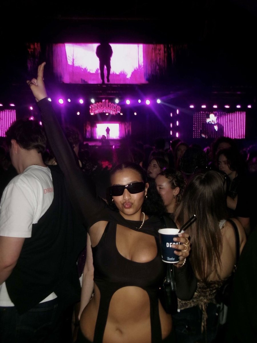 deetington42's tweet photo. Kaysah 20, drop a comment if your want me to leak your irl
#college #irl #leaks #breckiehill #piperrockelle #sophierain #candid #chav #chudai #feet #horny #slut #whore #bop #leaked #BallonDor   #الهلال_الشمال #arab https://t.co/fDp50SUXFS