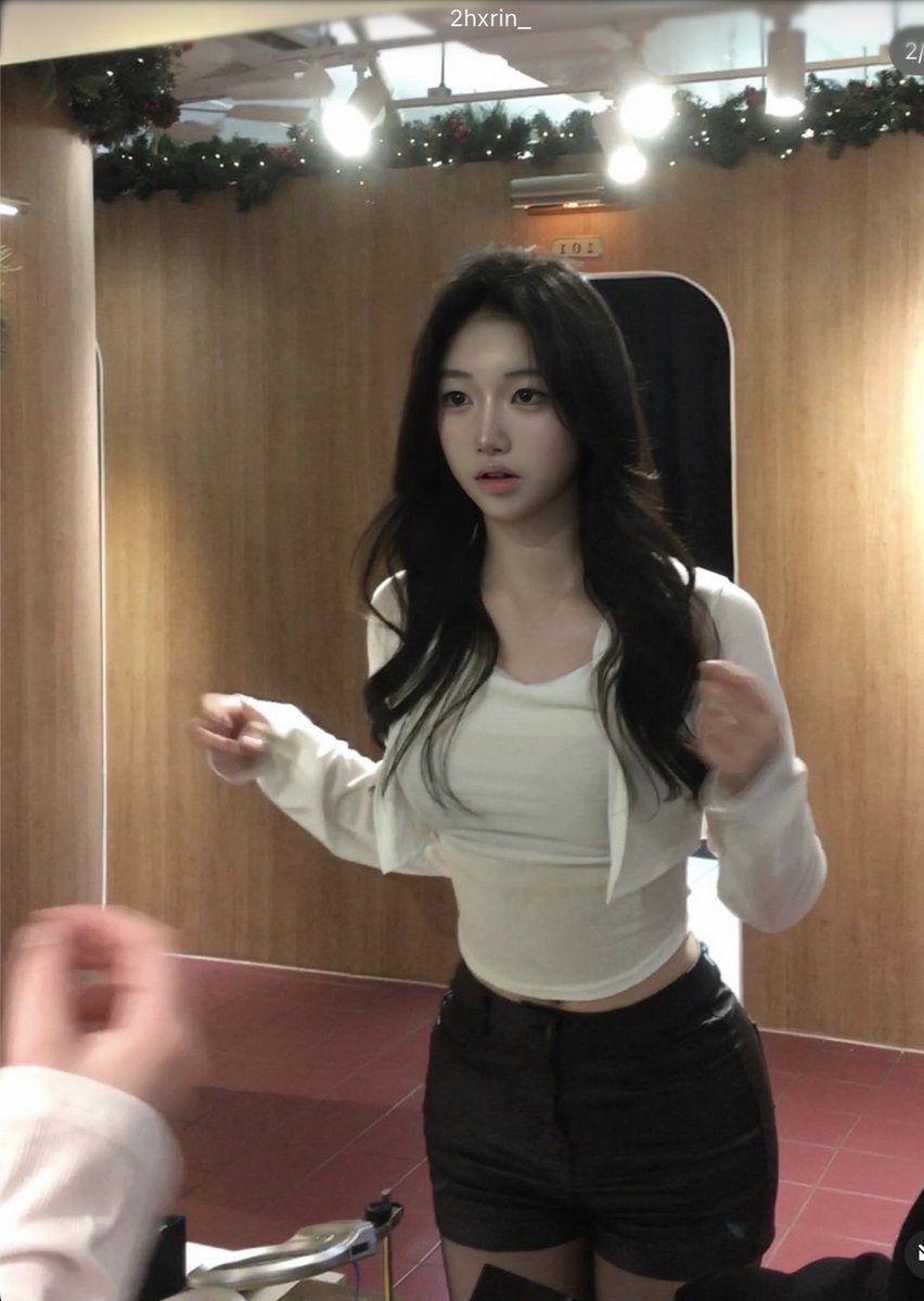 kodd103's tweet photo. 08 이하영
#지인상납 #지인능욕 #지인박제 #지인 #지인ㅈ올 https://t.co/NThSU9ok9n