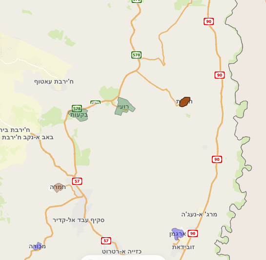 Lazar_Berman's tweet photo. Many assume that voters in West Bank settlements are right-wing and/or for the Bibi govt. They generally are, but there are 3 (secular) areas where that's not so -

Kibbutzim on Dead Sea's north shore
Farming towns in central Jordan valley
Farming towns above the Jordan valley https://t.co/ok84MGnhIp