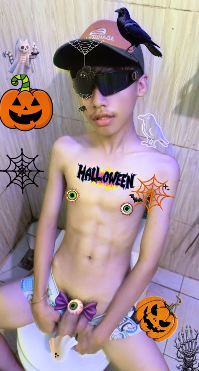 PozzRoo168's tweet photo. Halloween🎃 

https://t.co/23GDAnQQ1X https://t.co/9std8eJxpz