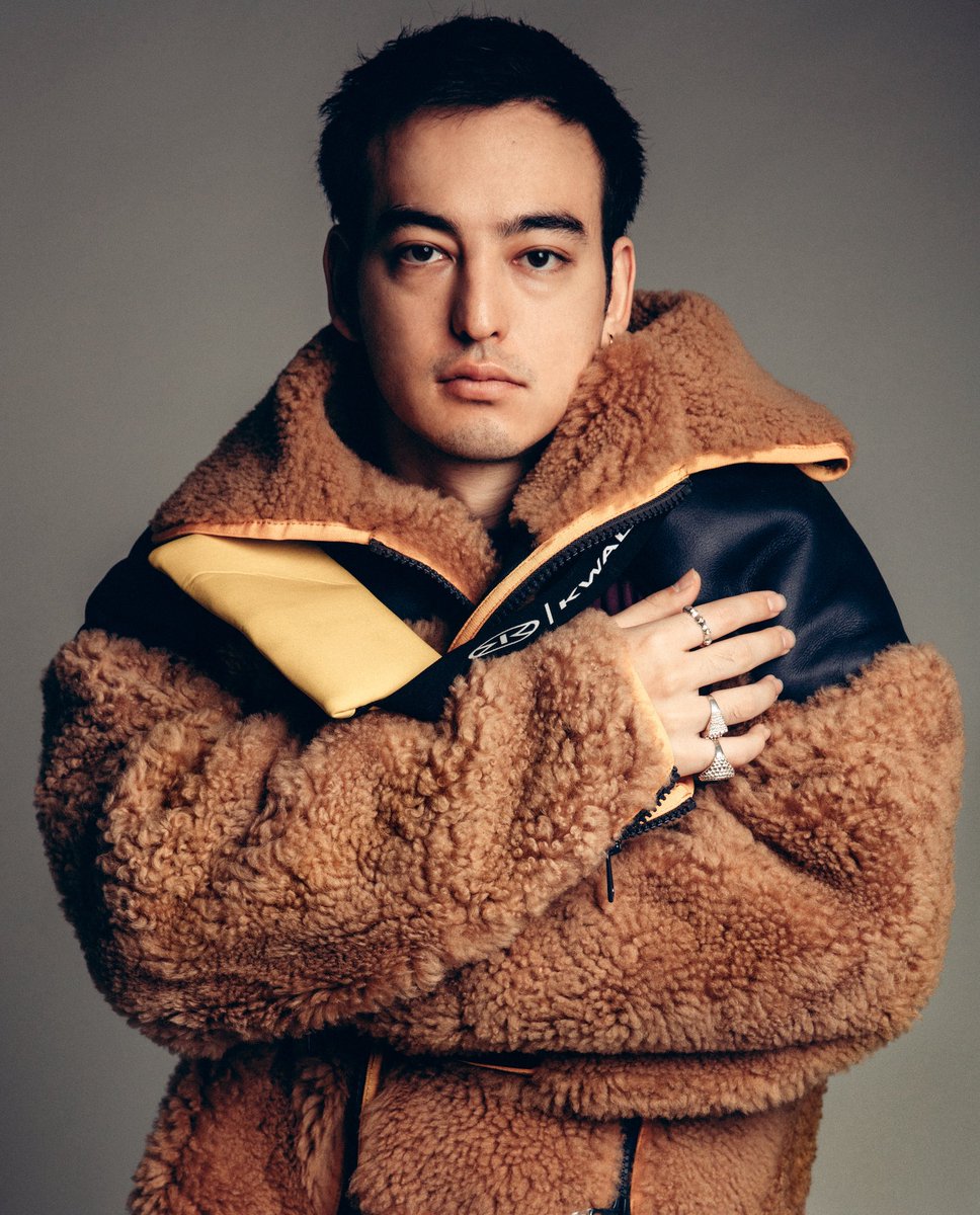 merboytears's tweet photo. 🚨 Joji has donated $2,000,000 to the LGBTQ+ community.

"Let me in," he states. https://t.co/N8ojNXfaqD