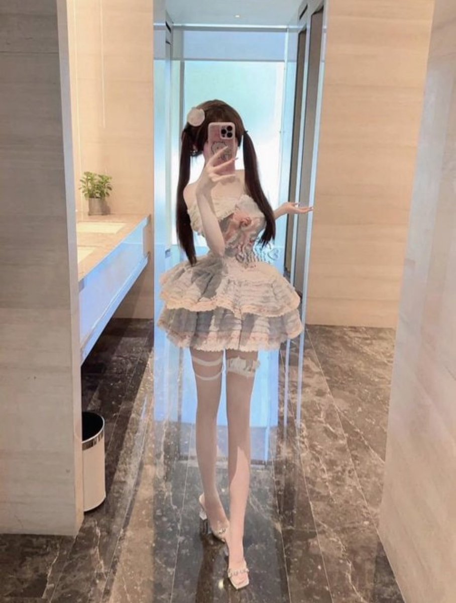 amanda40lg5's tweet photo. 开脱 上供，我真的不要🚪                  

真的给b看，赶紧来              

流言 1 我秒发，看完不许瞎说！! https://t.co/SGGFMndff4