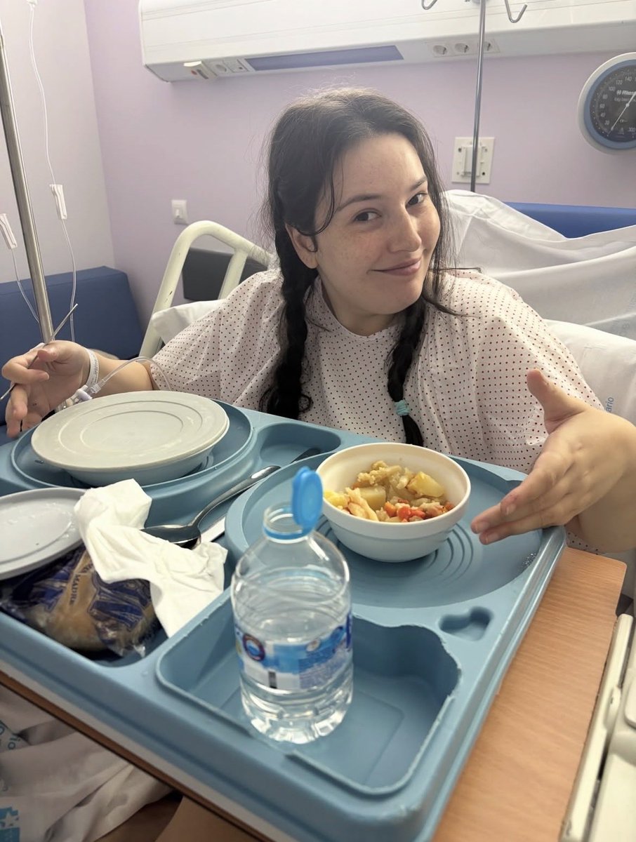 BIGROSET6340's tweet photo. Remembered when I was in the hospital. Thank Goodness that I am now whole again. I sprained my ankle
I’m back and strong ready to have my little prince come over. 
Always keeping it confidential 🍼❤️☺️🥰🚼
That’s the best way to do it. Xoxo ✌️ https://t.co/Dmx5N3RMkA