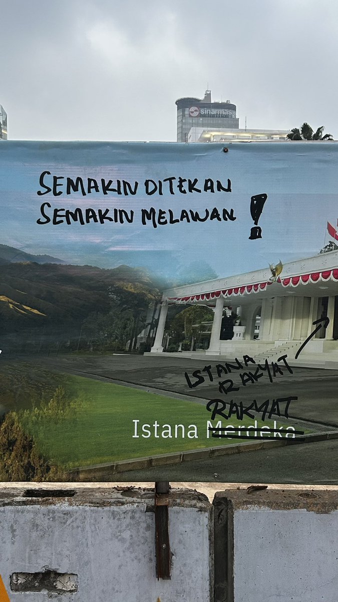 seberapajauh's tweet photo. If we burn you burn with us. https://t.co/LDdGnYOpkg