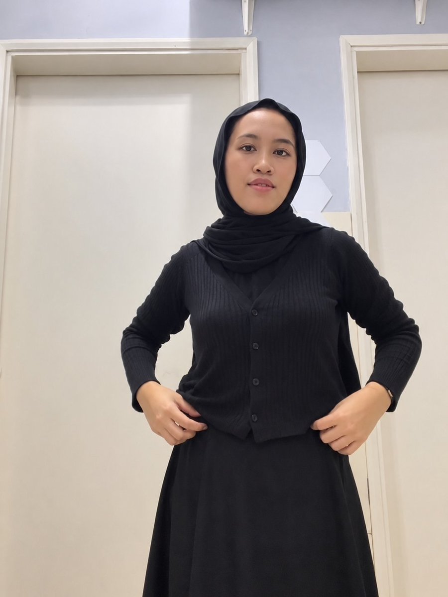maaczu's tweet photo. Spil depan asrama 
https://t.co/FguGeEqTuP
📁
https://t.co/KAnc2d5wOL https://t.co/dxA6wjK2xi