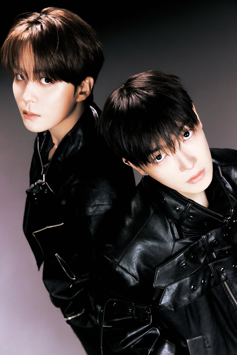 ATEEZofficial's tweet photo. [📷] ATEEZ(에이티즈) GOLDEN HOUR : Part.6
Concept Photo 2

#HONGJOONG #홍중 #JONGHO #종호

2026. 11. 13 2PM RELEASE

📎Pre-save/add: https://t.co/DA1rdYWiXk

#ATEEZ #에이티즈
#GOLDENHOUR #GOLDENHOUR_Part6 #UP https://t.co/KXX2jm7gri