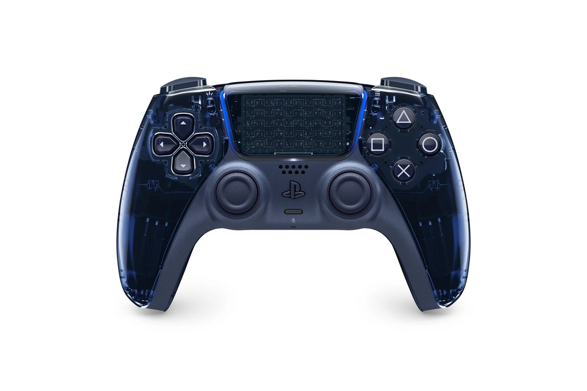 realradec's tweet photo. PlayStation is finally making transparent colorways for the DualSense!

Flare Orange
Emerald Green
Graphite Gray https://t.co/Fwq18lcrAT
