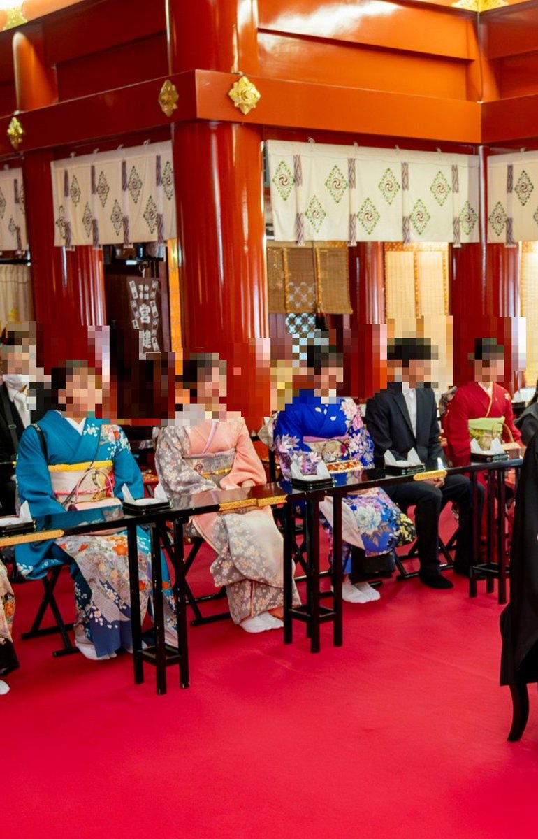 kou2207's tweet photo. 私が趣味で集めた振り袖を私の結婚式で義妹達に着てもらった話する？ https://t.co/hdvCaw0nJj