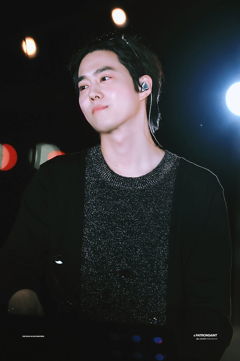 st_suho522's tweet photo. 260916 더 리슨 양산
#수호 #김준면 #준면 #SUHO #junmyeon #EXO #엑소

인간하프 며니 덕에 10월 한달동안 귀가 호강했어요
넘넘 수고했어요 🫳🫳 https://t.co/DTlP1e3f3l