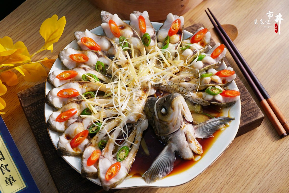honoka46594182's tweet photo. [本日の膳は特別だ！捕獲した新鮮な食材で作った料理で、いつもと違う味を楽しんでます]， https://t.co/eevTc21N42