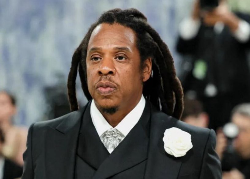 TrumpsHurricane's tweet photo. Does anyone with a functioning brain want to see Jay Z during the Super Bowl Halftime Show ?? https://t.co/XY91444c6K