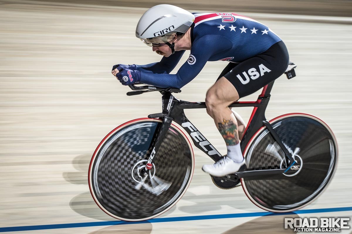 StevenQuartz's tweet photo. @Brady_H @hubermanlab and here's an endurance track cyclist (4k individual pursuit) https://t.co/SNl2bSqzj1