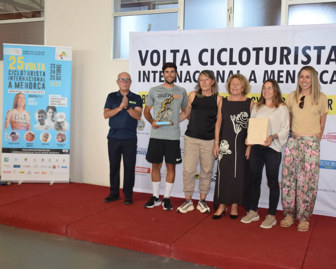 _FCIB's tweet photo. XXV VOLTA CICLOTURISTA INTERNACIONAL A MENORCA

Récord de participación femenina en una edición muy especial

La isla de Menorca acogió, del 23 al 25 de octubre, la 25ª edición de la Volta Cicloturista Internacional a Menorca...

Toda la INFO en Instagram y Facebook. https://t.co/gvPAXtARHd