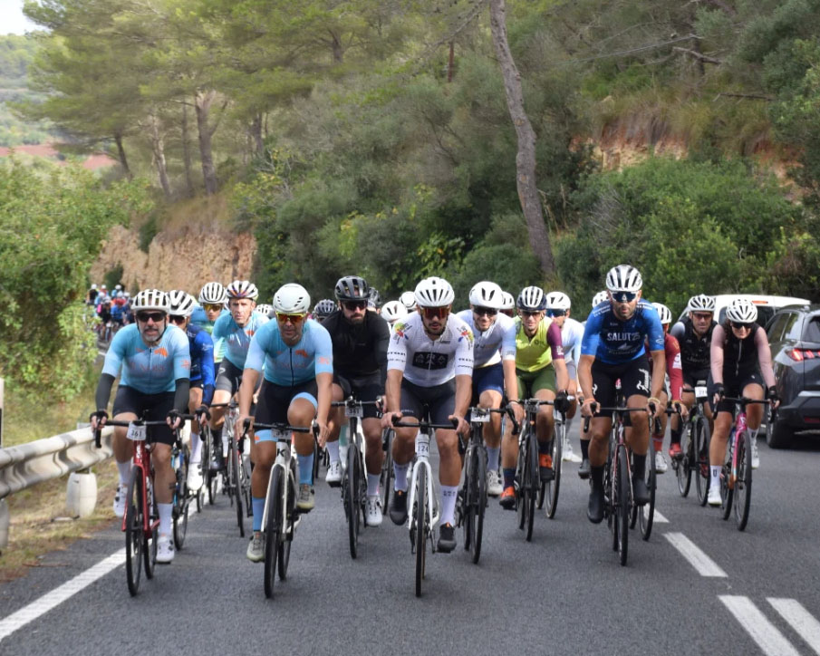 _FCIB's tweet photo. XXV VOLTA CICLOTURISTA INTERNACIONAL A MENORCA

Récord de participación femenina en una edición muy especial

La isla de Menorca acogió, del 23 al 25 de octubre, la 25ª edición de la Volta Cicloturista Internacional a Menorca...

Toda la INFO en Instagram y Facebook. https://t.co/gvPAXtARHd