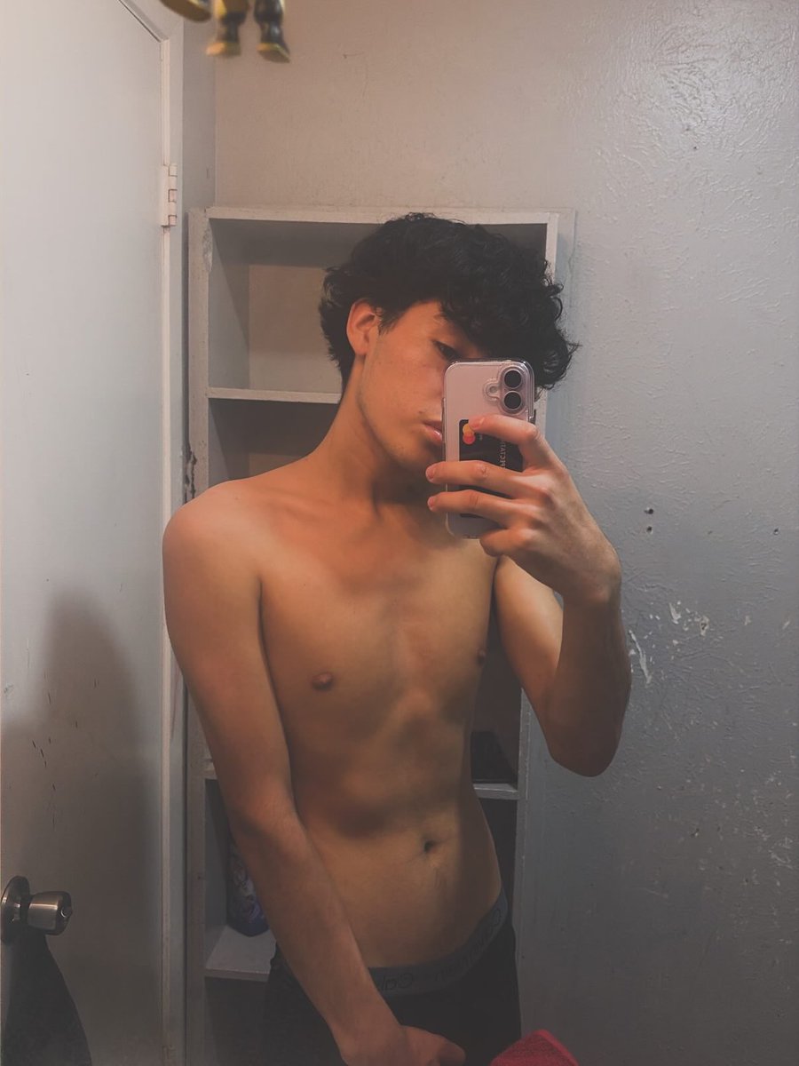 jayxloll's tweet photo. lover boy #mlm #bi #rt https://t.co/IjRtr1RKK5
