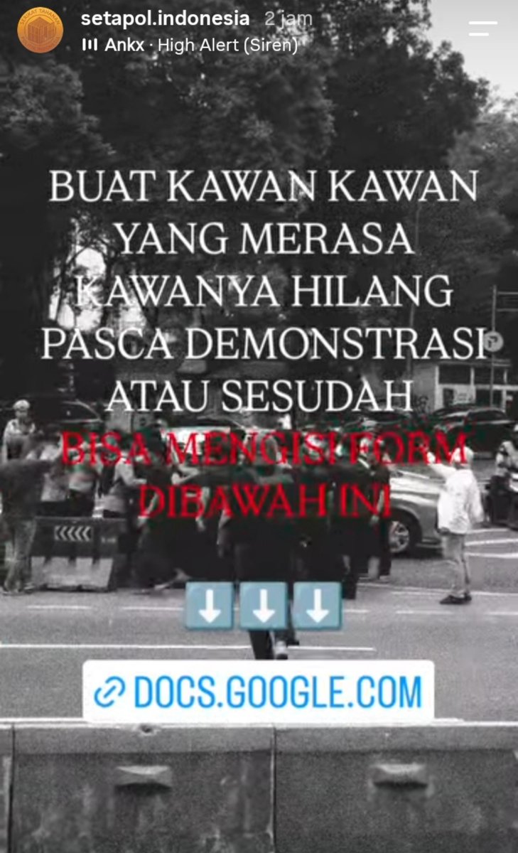 thenggara's tweet photo. 🚨 PENDATAAN ORANG HILANG

bagi temen2 yg kehilangan kontak dgn kawan atau keluarga pasca aksi, silakan isi formulir pendataan dari setapol indonesia berikut:

🔗 https://t.co/c9qdHVXv0W

stay safe! https://t.co/jlEurY4eeE