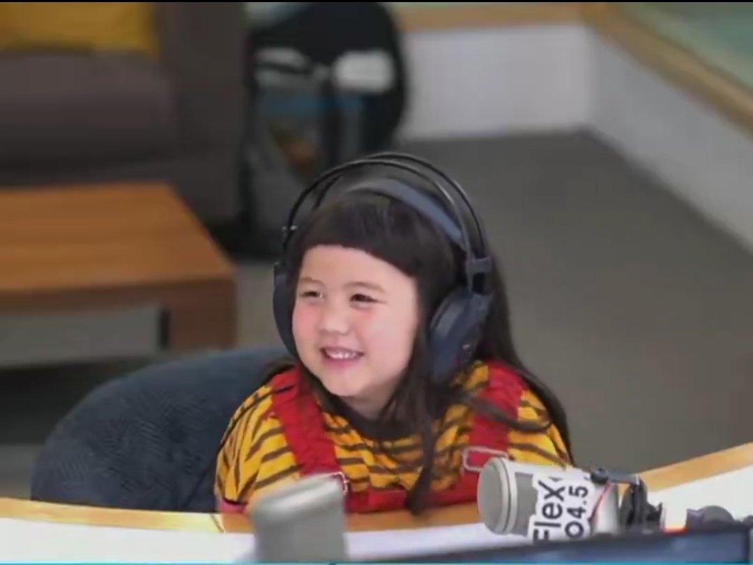 TidaLisaDoja's tweet photo. ถ้าพี่ลิซ่าโปรโหมดเพลงหนูก็จะโปรโมทเหมือนกันค่ะ555555555 https://t.co/9D6NMBHFqC
