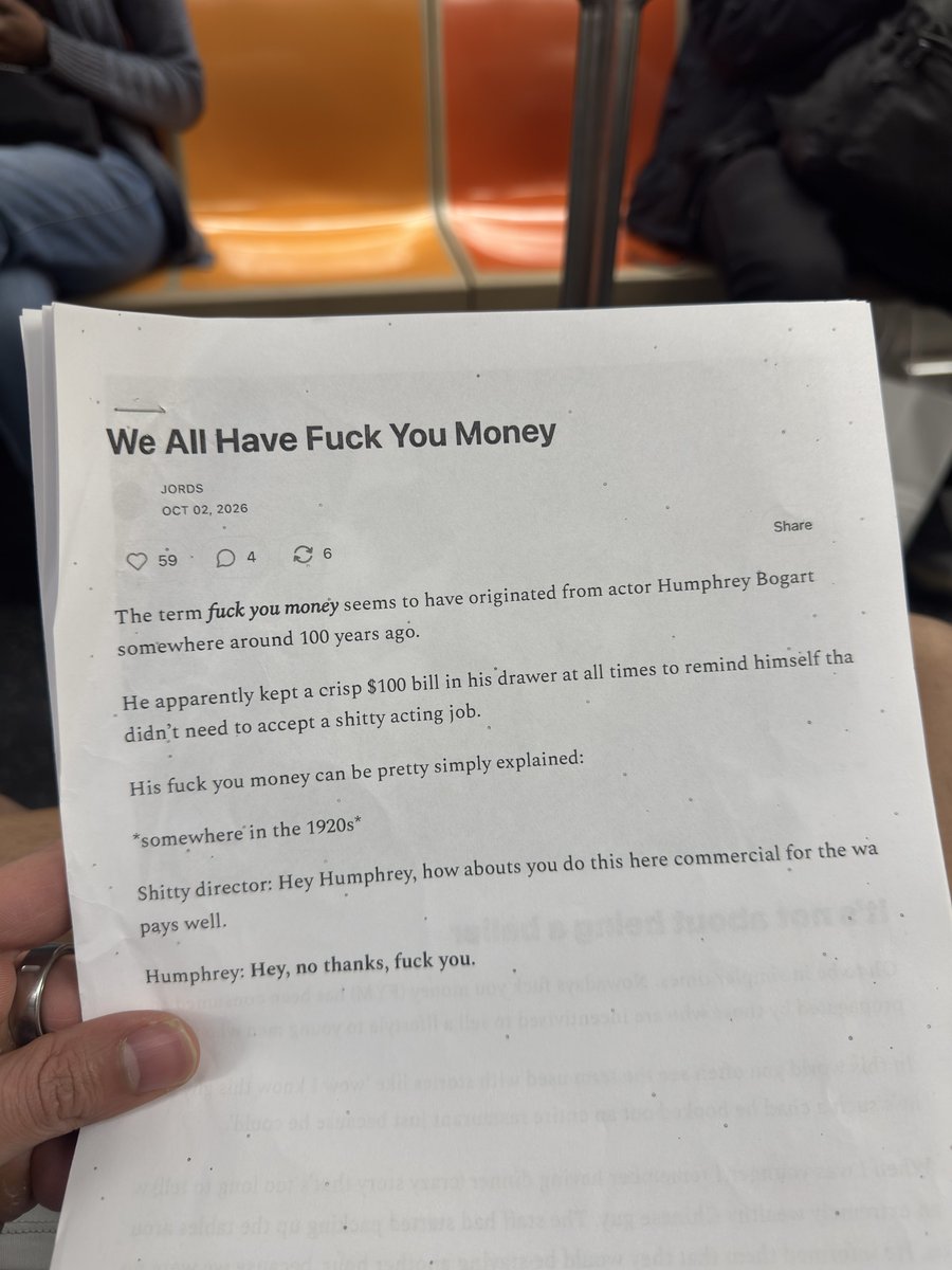 uttam_singhk's tweet photo. I’ve always wanted to read more interesting things but I hate being in front of screens all the f*king time

so I started printing out anything I came across that seemed interesting &amp; honestly it’s been life changing

if u see rando on nyc subway reading from printouts say hii 😂 https://t.co/BvF356TqgL