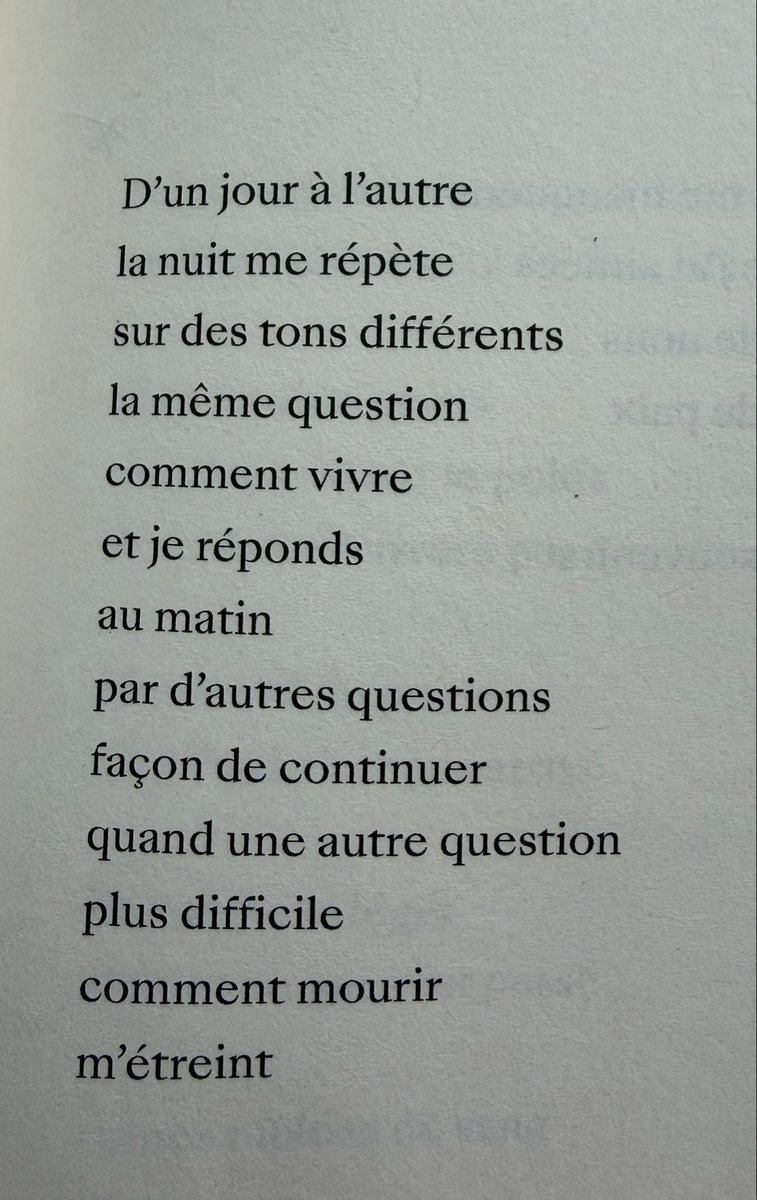 p0ezi's tweet photo. comment vivre
(โฆ)
comment mourir
Franรงois #Dumont
Dโun jour ร lโautre / Veille / dans _ Bouts de souffle, Noroรฎt (2026: 59)
#fragment #poรจme #poรฉsie #questions #vivre #mourir https://t.co/7Cp9eOy3k0