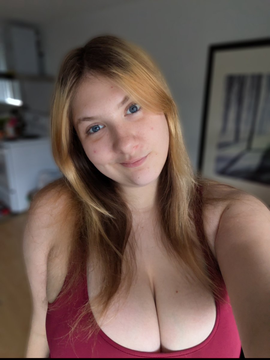 TheVinnieVirgo's tweet photo. Up and dressed… but behaving this Wednesday is still optional 😏 https://t.co/azvssXCVWs