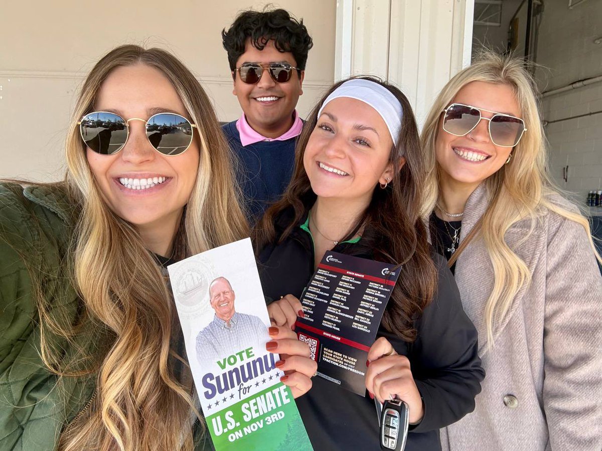 austindunn96's tweet photo. Ads don't win elections in New Hampshire. Doors do 🇺🇸 6 days to go! @TPAction https://t.co/fnU0Bd0Hmh