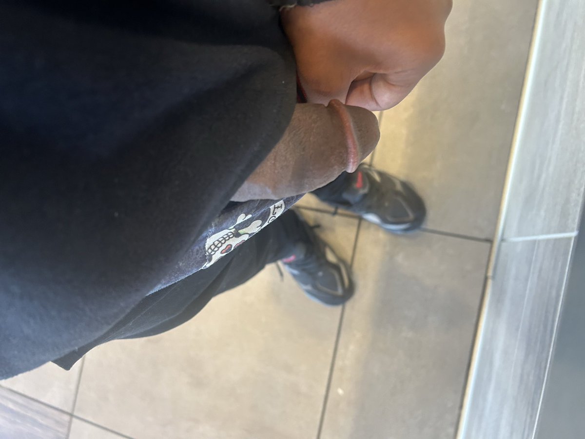 mruknownnnx's tweet photo. In line never cared 🫣😂 #bbc #ColumbusOhio #BurgerKingTH #614ohio https://t.co/EZW13mze4r