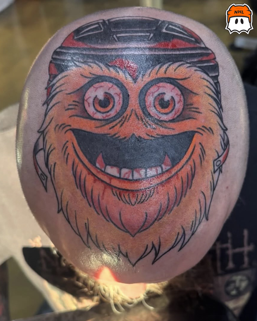 NHL's tweet photo. This scary Gritty tattoo just screams #HockeyHalloween 😱

(🎨: IG/mike_casualty)

Do you have any scary hockey tattoos? Send them here: https://t.co/qjjV32iR0X https://t.co/iSAhpigUMr
