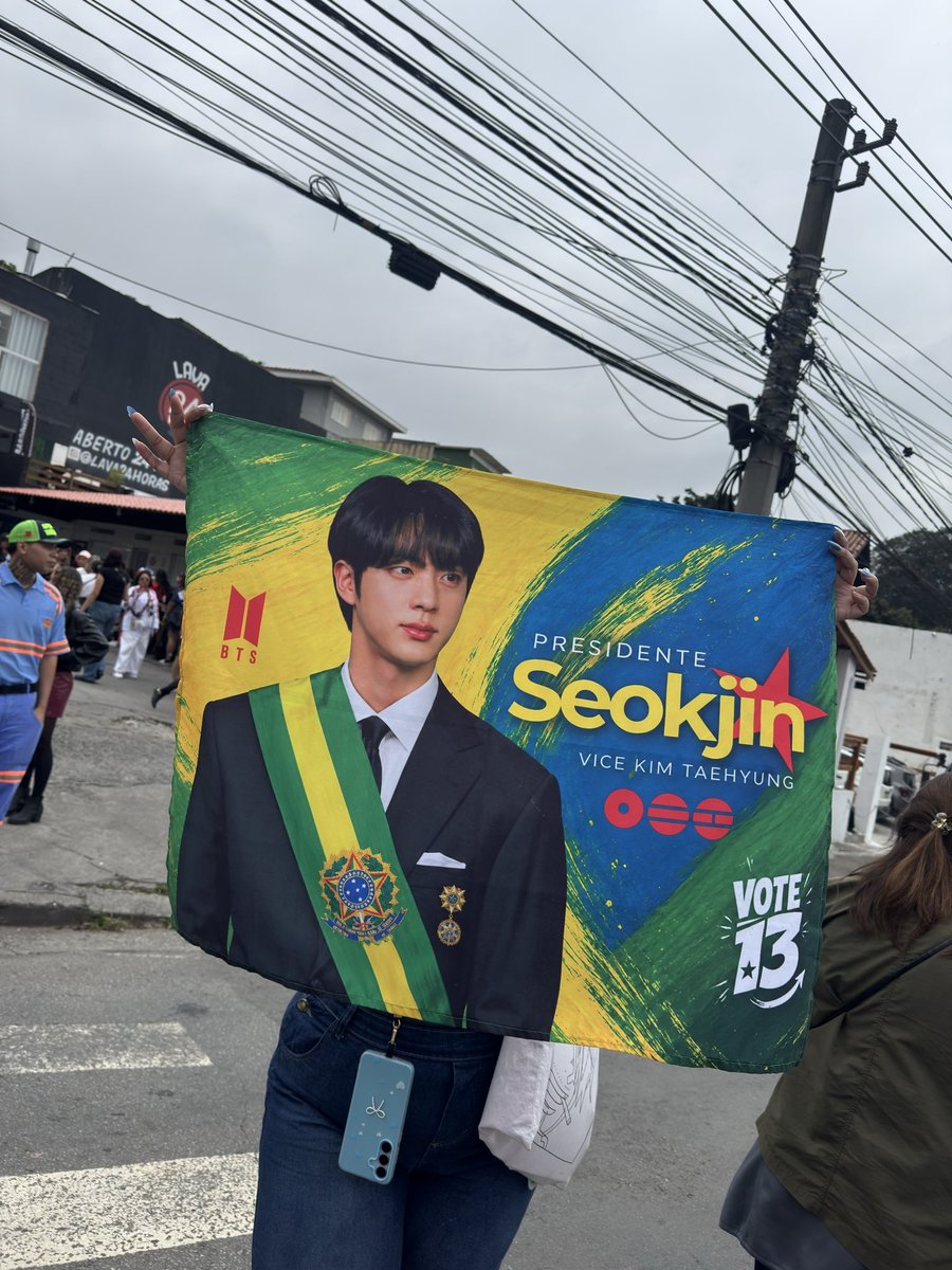 sirenmoonstudio's tweet photo. Alright brazil i wasn't familiar with your game https://t.co/3W9Nk55fVA