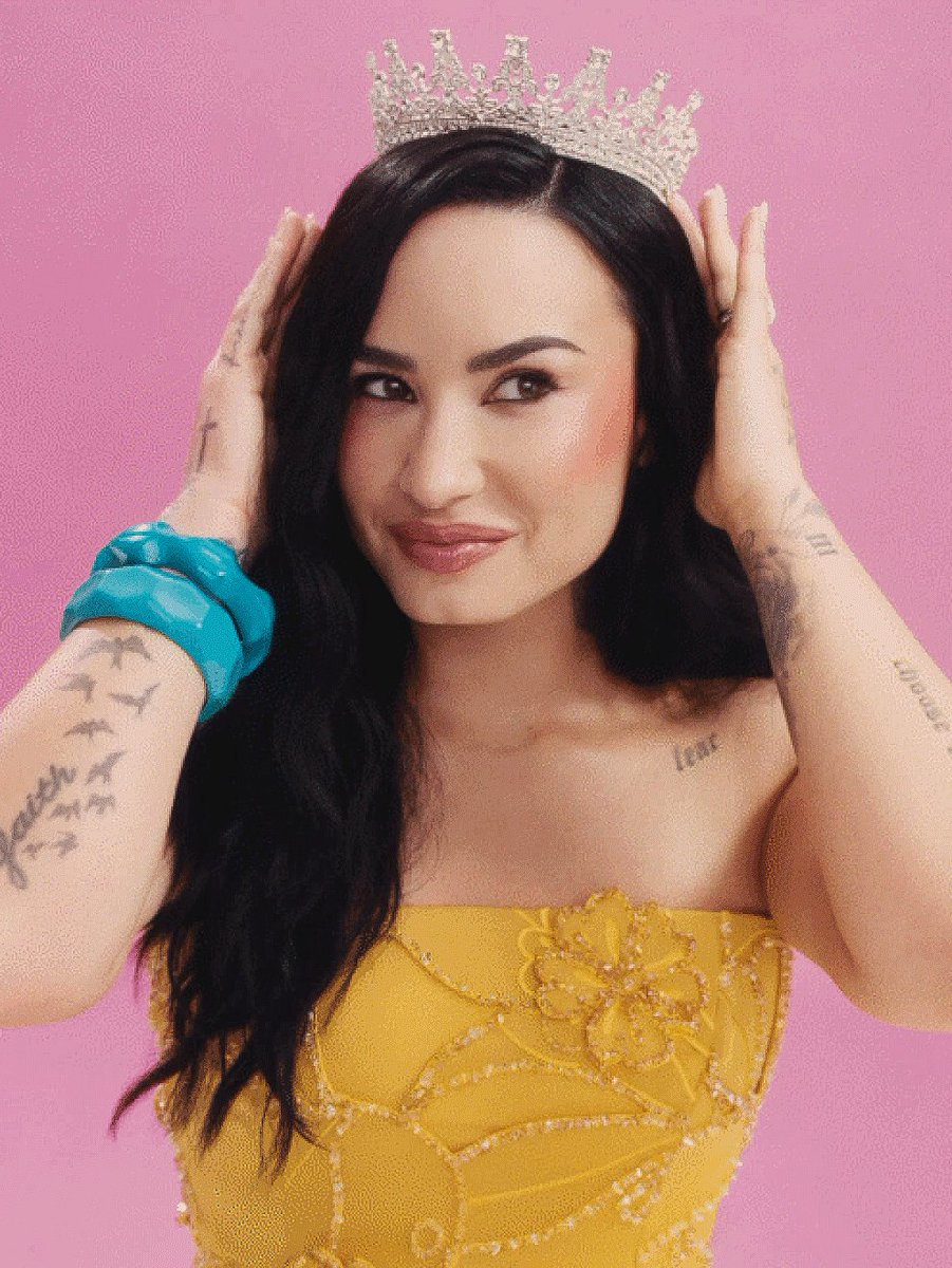 archivefordemi's tweet photo. demi lovato as princess rosalinda. 🩷 https://t.co/ovVmzJVZlR
