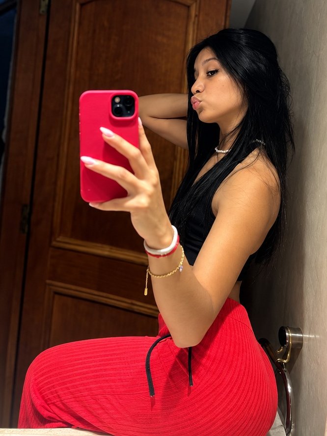 wellyjay's tweet photo. novinha petista agrada vocês? tenho 19y https://t.co/J3pb5QtpJk