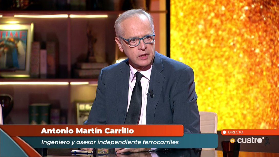 JoseValds13's tweet photo. Con el #AccidenteTren de Urda, Iker Jiménez vuelve a demostrar lo facha que es.

Porque pudiendo llevar a su programa a Sarah Santaolalla, Rosa Villacastín o Gonzalo Miró para explicar el #AccidenteFerroviario, lleva a ingenieros, catedráticos y expertos en la materia.
#Horizonte https://t.co/497phL1uMc