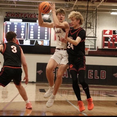 VerbalCommits's tweet photo. D1 COACHES - 2028 6'9 W Nolan Feddersen - Chatfield HS (CO) - @nolan_feddersen

Elite size and athleticism with strength and perimeter ball skills - MUST SEE!!!!

https://t.co/KEO2XeI2jf

Film available in player profile

WANT TO SEE YOUR PROFILE ON VC? SIGN UP FOR PLAYER+ TODAY
https://t.co/GIhUHy1ebS