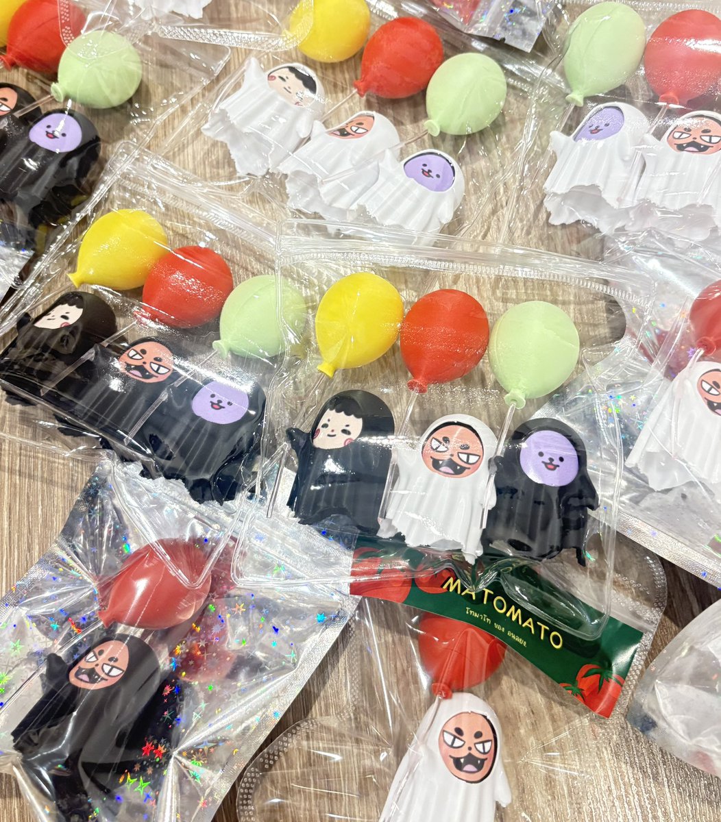 SinyoritaMe's tweet photo. 👻👻👻///💚❤️💛

มาช่วยกันคิดก่อมมมม …
ศุกร์นี้จะไปหลอกย่ายายยัมไงดี🙂‍↔️
เอาแบบน่ากุว น่ากุว เยยนะ !! 

ฮัลโล(เต้าหู้)วีน
เฮี้ยนพ้อมกัน 30ตุวลาเน้ 
📍Union mall >> 1 pm. onward  ~

#ใครห้อยพระรบกวนถอดก่อนเข้ามารับ
#อนลยง https://t.co/D0XCBqU8Qc