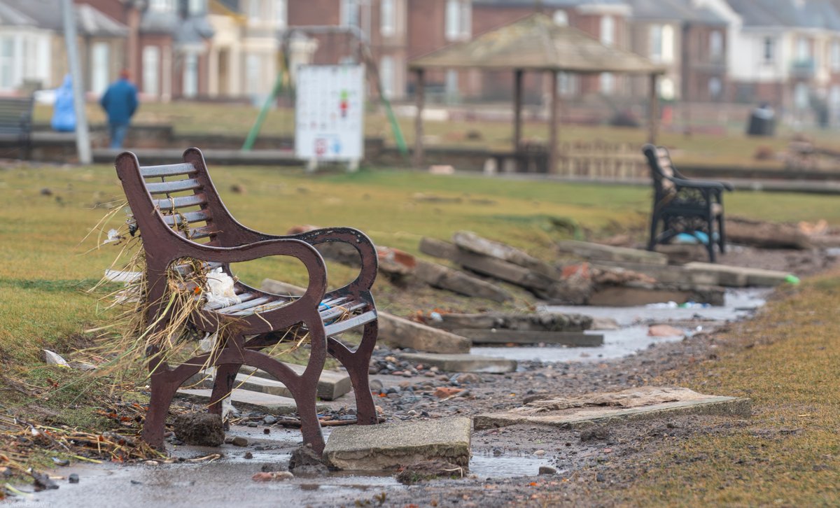 KB_Photos07's tweet photo. Images from the South Ayrshire coast showing the damage caused by Storm Boelo, which battered the Ayrshire coast over the weekend.
#StormDamage #StormBoelo #Ayrshire #ayrshirecoast #southayrshire #prestwick #ayr #ayrbeach https://t.co/MeciSrlgzB