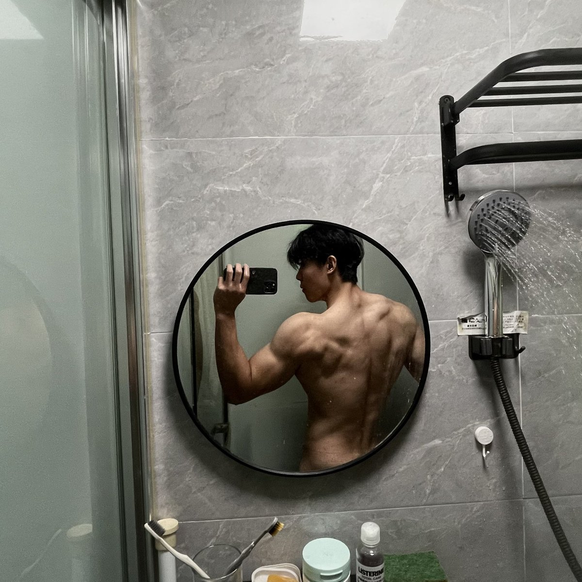 ribk9q's tweet photo. 好想做爱 #男大 #深圳 https://t.co/ziZgWkdcb4