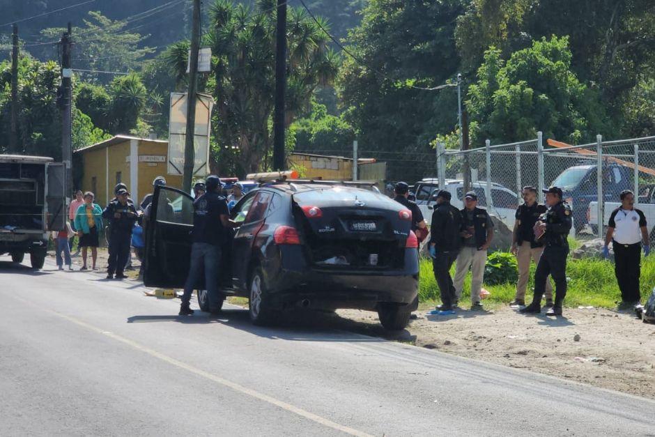 Localizan cuerpo dentro de vehículo abandonado en Villa Canales