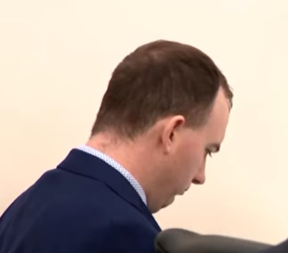 TrueCrimeAudit's tweet photo. What's worse, having this jaw line or showing up to trial with a mustache and beard like some of the surveillance photos? I think I'm' sticking to the beard #AndrewGriffin https://t.co/vktAyucjf7