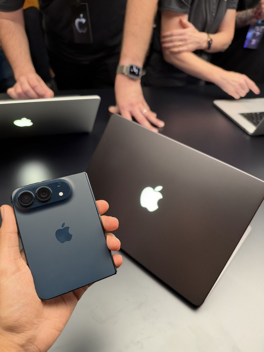 Ishansharma7390's tweet photo. Apple in the ternus era https://t.co/a4wMowFc3O