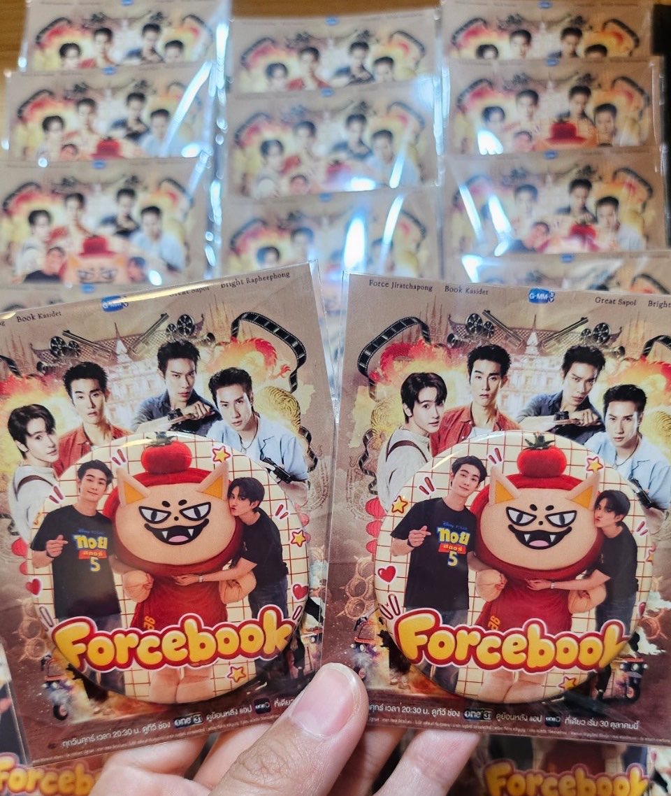 MPP_mint3012's tweet photo. Giveaway for #LoversAndGangsters

Union Mall, Union Hall
30 Oct 2026
น้องเป็นกระจกน้าา มารับกันเยอะนะงับบบบบบ อินโทรเวิร์ตออกไปพบเจอผู้คนทั้งที เริ่มเกร็งล้าาา 🥹 https://t.co/0HSU5yPtP2