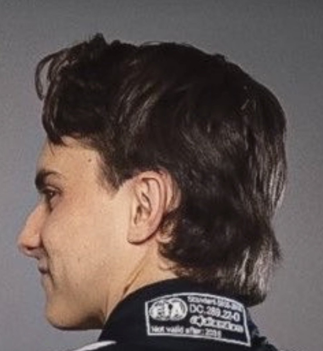 81pastrydrive's tweet photo. @papayacoded his barber removed the poofy hair at the back and the floofy curls at the front. outrage. this warrants an outrage, i say! ☹️✂️😒😪😣😖😫😩 https://t.co/jbwwa6IWdk