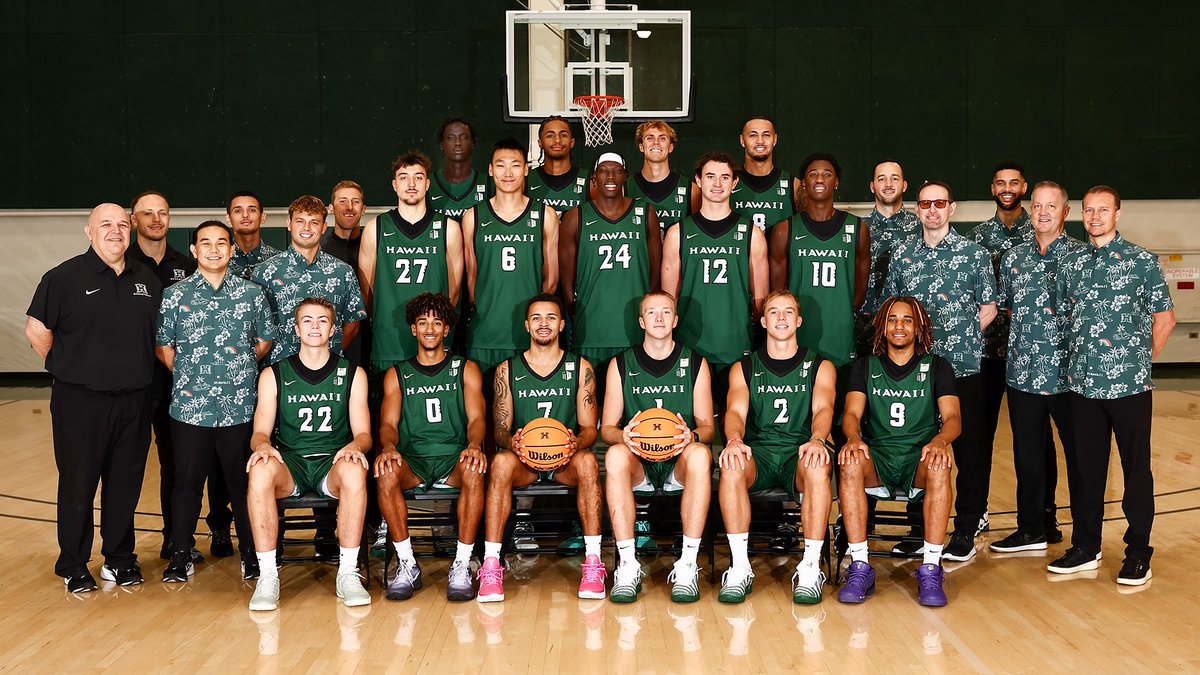 HawaiiMBB's tweet photo. 𝟮𝟬𝟮𝟲-𝟮𝟳 𝗦𝗾𝘂𝗮𝗱

#ManOhana x #GoBows https://t.co/iiYl8Ehz5d