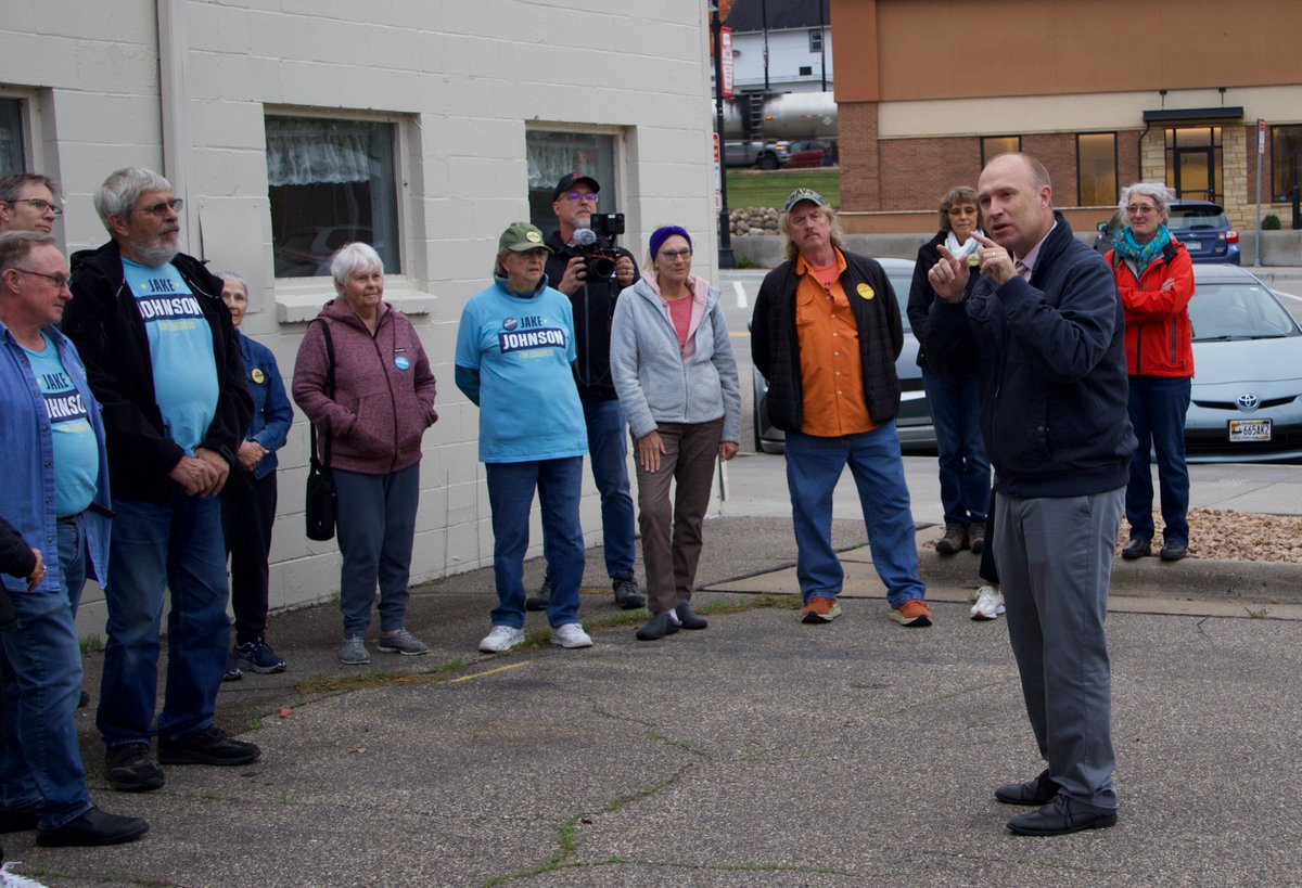 JakeJohnsonMN's tweet photo. I was in Red Wing yesterday getting folks excited about talking to their neighbors about this campaign and this election! I'm so thankful for volunteers who are working hard to make life cheaper and easier in southern Minnesota. https://t.co/CKGgTFzjqs