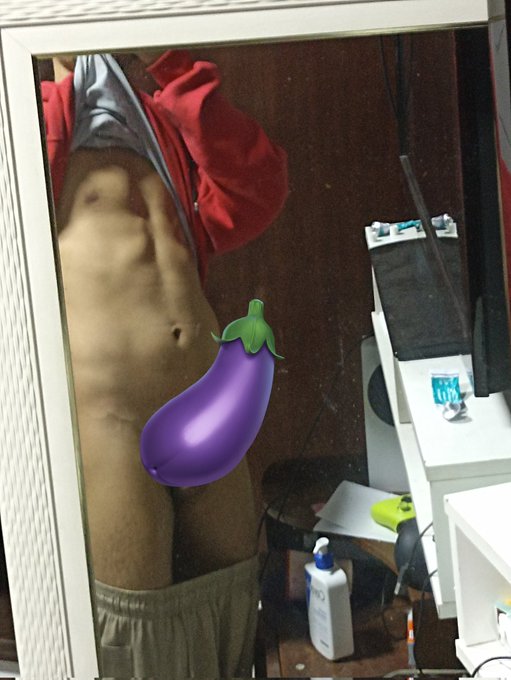 Dgustae1jj's tweet photo. quer um pauzudo?  #PINTOAWARD #PINTOAWARDS #PINTOSAWARDS #PINTOSAWARD #XOTAAWARDS #PEITOAWARDS #TROCONUDS #PEITOSAWARDS https://t.co/geoxyQeXTc
