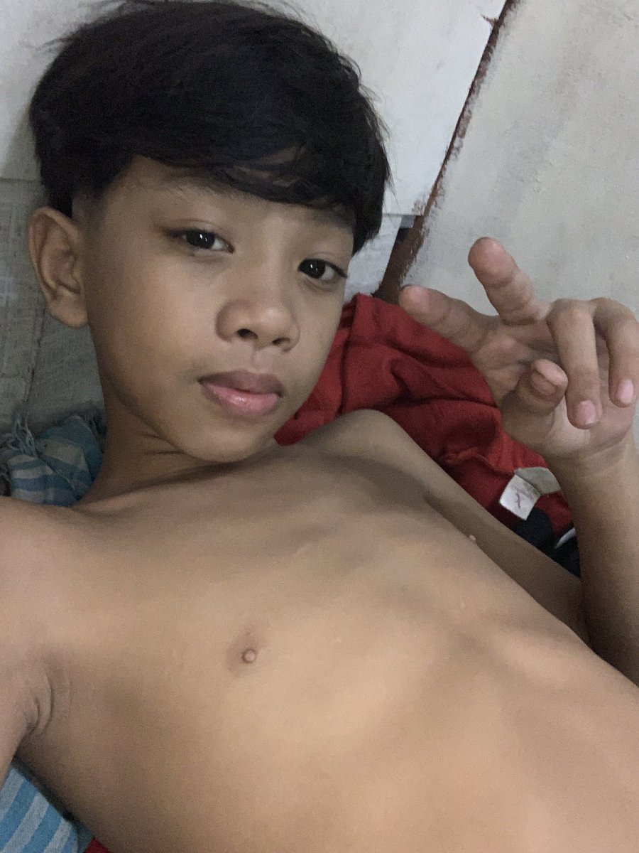 lemuel1c's tweet photo. lagi nlng,walng kasakasama🙃😇 https://t.co/yDD0dnrDUJ