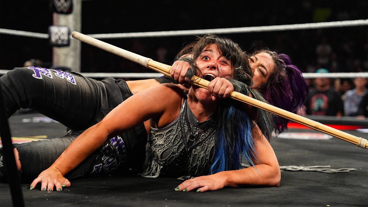 itsBayleyWWE's tweet photo. Look inside of my soul
And you could find gold and maybe get rich https://t.co/YVVQi6FDT8