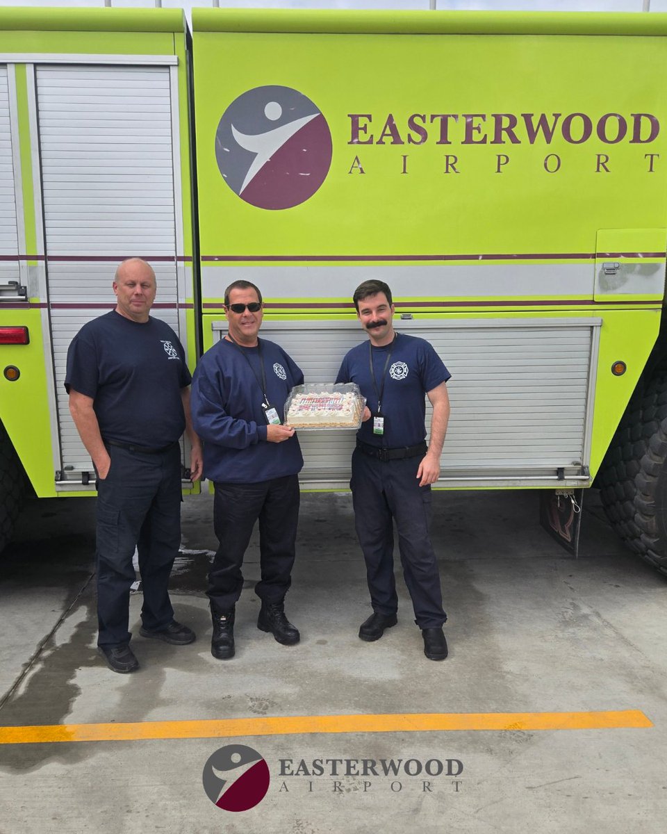 flyeasterwood's tweet photo. Happy National First Responders Day! Today, we recognize those who step up when it matters most and extend our appreciation to our Aircraft Rescue and Firefighting (ARFF) team. Thank you all for everything you do.
#FlyLocal #BCSAirport #PeopleConnectingPeople #NationalFirstRespondersDay #ARFFTeam