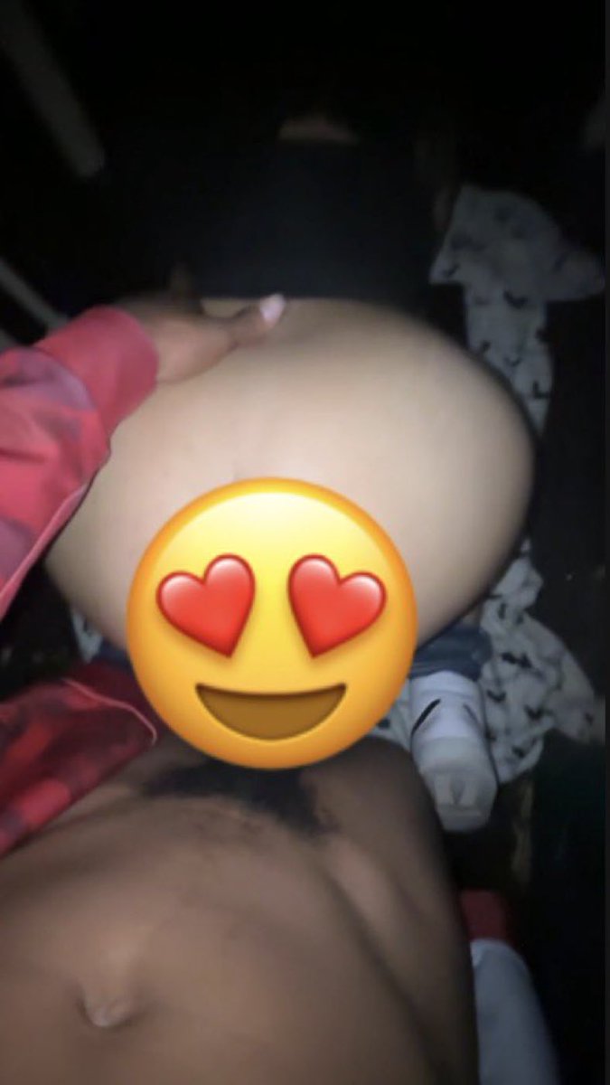 therealestbody's tweet photo. I can’t believe he made me creaming like that!! Link in bio😩 #ContentCreator #contentseller #CaughtOnCamera #outsideplay #vivoV80 #lightskinfreaks #fatassteen #comewatch https://t.co/M9z7EbuNHA